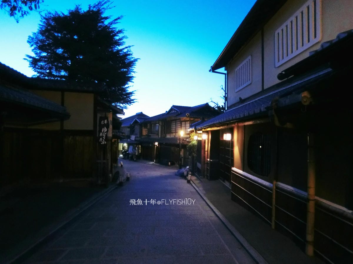 25075694583_13577cab45_o (1).jpg