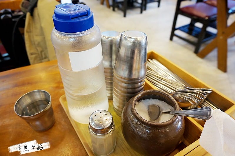 釜山必吃 釜山美食 南浦洞美食 首爾蘿蔔塊泡菜 釜山老店雪濃湯  APEC指定餐廳