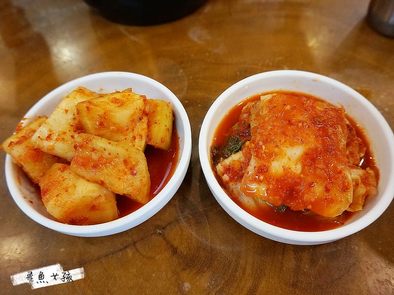 釜山必吃 釜山美食 南浦洞美食 首爾蘿蔔塊泡菜 釜山老店雪濃湯  APEC指定餐廳