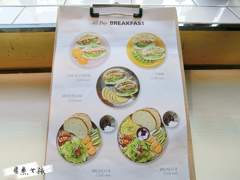 南浦洞 明信片咖啡廳 CHECK IN BUSAN 台灣人開的 釜山早午餐 釜山打卡