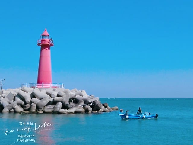 青沙浦 (청사포)  青沙浦天空步道 紅白燈塔  釜山 海雲台 釜山必去地標
