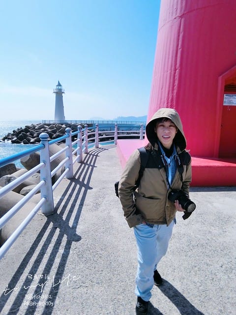 青沙浦 (청사포)  青沙浦天空步道 紅白燈塔  釜山 海雲台 釜山必去地標