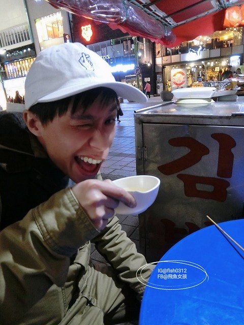 韓國釜山。BIFF廣場 半夜的布帳馬車宵夜 在釜山路邊吃宵夜