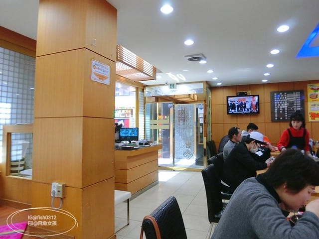 韓國釜山。釜山南浦洞美食  50年傳統 南浦蔘雞湯(남포 삼계탕)  南浦洞老店