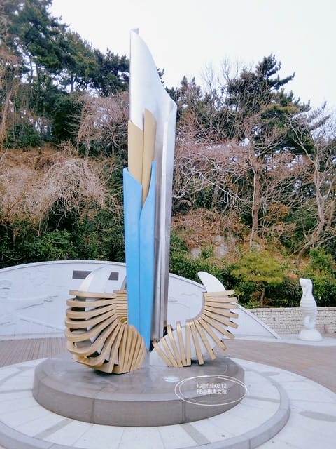 韓國釜山。釜山必去 太宗臺(태종대)搭DANUBI列車 影島燈塔  太宗臺辣海鮮麵  我在釜山搭公車