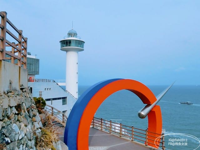 韓國釜山。釜山必去 太宗臺(태종대)搭DANUBI列車 影島燈塔  太宗臺辣海鮮麵  我在釜山搭公車