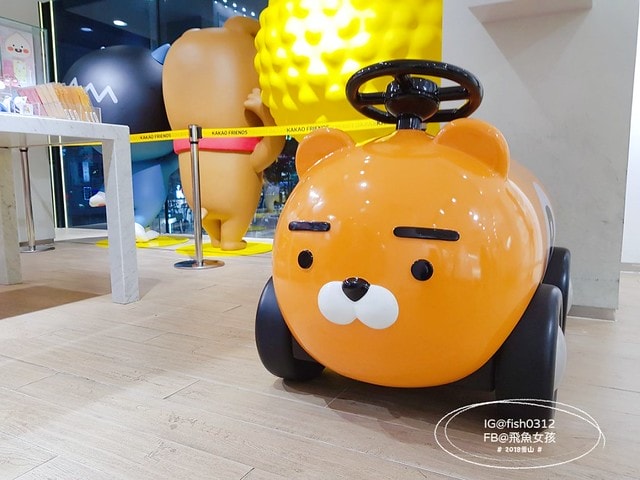 釜山景點,南浦洞,光復路商圈,Kakaofriends旗艦店,屁桃咖啡廳,APEACHCAFE