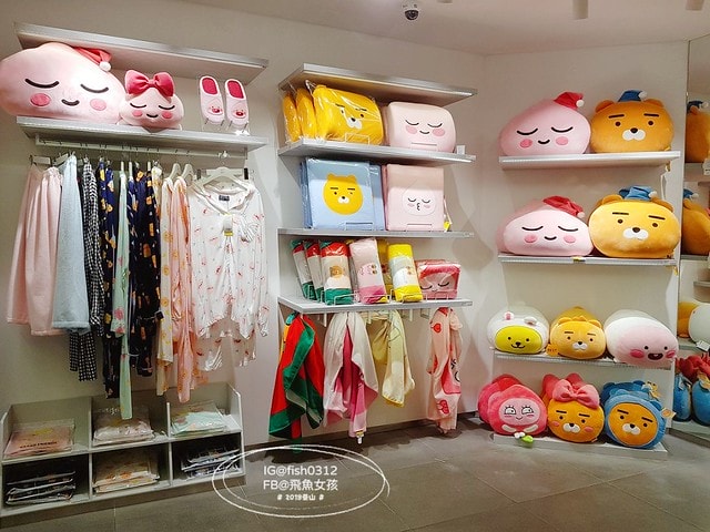 釜山景點,南浦洞,光復路商圈,Kakaofriends旗艦店,屁桃咖啡廳,APEACHCAFE