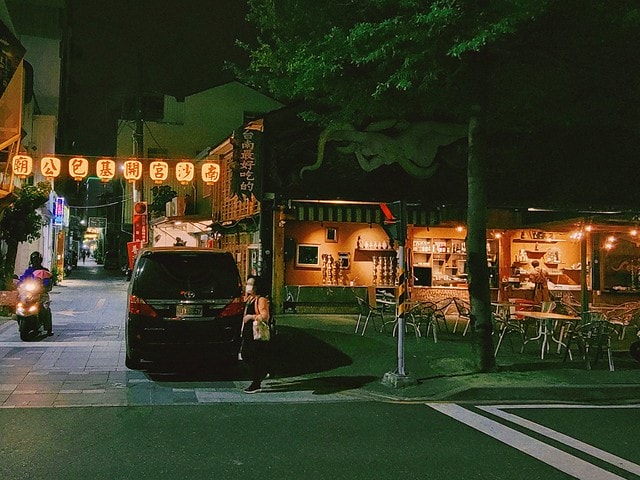 仁峰沙茶火鍋,仁峰沙茶爐,仁峰沙茶火鍋 菜單,仁峰沙茶火鍋 評論,海安路沙茶火鍋,仁峰,海安路沙茶爐,沙茶爐 海安路,台南沙茶火鍋,仁峰沙茶火鍋的評論,台南沙茶火鍋老店