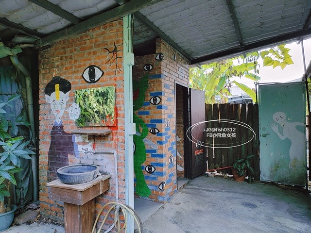 台灣嘉義。嘉義景點 民雄鬼屋咖啡 遙望歷史建築劉家古厝 民雄鬼屋 台灣五大鬼屋之一