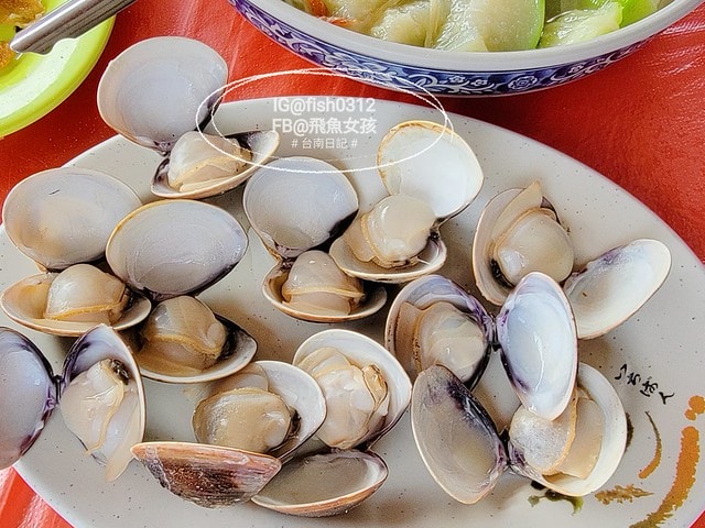 台南必吃 隱藏版平價海鮮燒烤 最新鮮的台61線烤蚵烤蛤 61線活海產