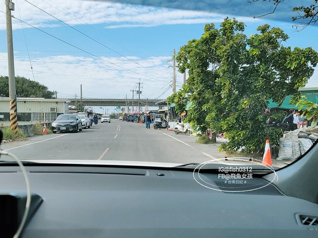 台南必吃 隱藏版平價海鮮燒烤 最新鮮的台61線烤蚵烤蛤 61線活海產