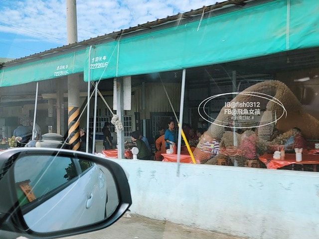 台南必吃 隱藏版平價海鮮燒烤 最新鮮的台61線烤蚵烤蛤 61線活海產