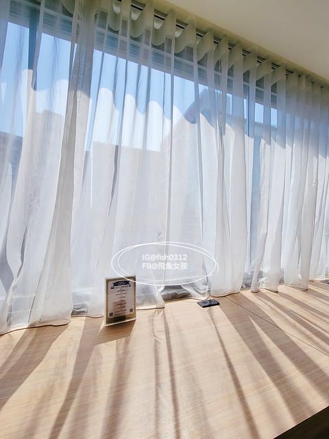 不用出國也能拍韓式證件照  Holo+FACE韓式照相館 在台灣就能體驗 最美韓式證件照 大頭照 求職照 形象照