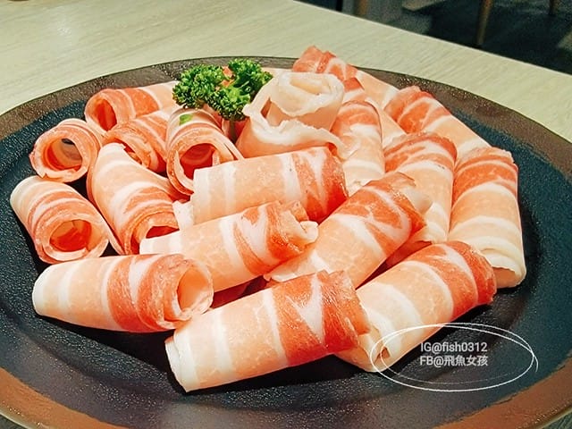 嗨聚,左營麻辣鍋,高雄麻辣鍋,嗨聚鍋物,嗨聚麻辣鴛鴦火鍋-高雄火鍋 高雄鍋物 高雄麻辣鍋 左營restaurant 左營火鍋 左營麻辣鍋 菜單,高雄麻辣鍋吃到飽,嗨聚麻辣鴛鴦火鍋-高雄火鍋,高雄鍋物,高雄麻辣鍋,左營restaurant,左營火鍋,左營麻辣鍋評論