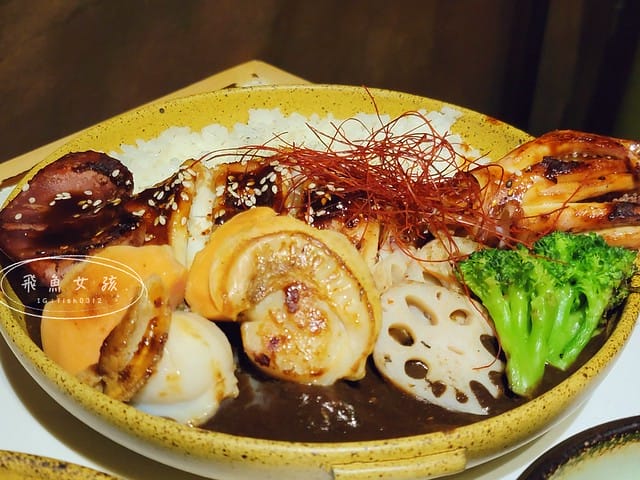 TAKEOUT CURRY SHOP咖哩專門店,台北咖哩,東區咖哩,延吉街餐廳,台北貓咪餐廳,貓奴必吃,貓咪楓糖布丁,台北貓咪咖啡廳,takeoutcurryshop菜單