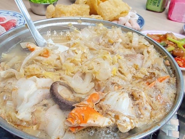 長白小館菜單,長白小館酸菜白肉鍋,長白小館酸菜鍋,日本人愛吃餐廳,東區老店餐廳,東區酸菜白肉鍋,台北酸菜白肉鍋,長白小館,孤獨的美食家五郎,延吉街火鍋,國父紀念館火鍋推薦