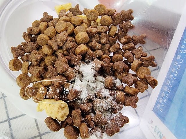 和樂茸茸Pawsitive評價,茸毛肚肚雙效益生菌評價,貓咪保健品牌分享,貓咪益生菌開箱,助消化貓咪保健分享,適口性好貓益生菌推薦,貓咪皮膚消化保健心得,貓皮膚毛髮保健品開箱,有感好菌貓保健品分享,方便餵食貓咪營養品開箱,貓咪改善過敏產品分享,提升免疫力貓咪產品心得,和樂茸茸Pawsitive,茸毛肚肚雙效益生菌,貓咪保健品牌分享,貓咪益生菌開箱,助消化貓咪保健分享,一顆抵四瓶,補足貓咪每日胺基酸