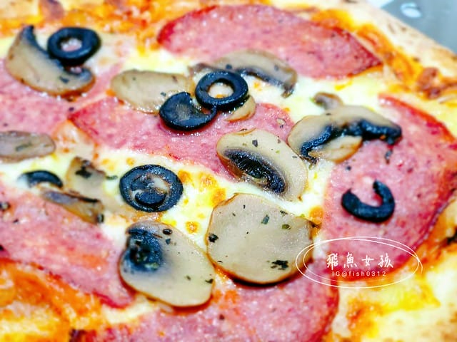 披薩時刻Pizza Times評價,披薩時刻6吋冷凍披薩評價,冷凍披薩品牌推薦,美味冷凍披薩開箱,冷凍披薩要退冰嗎,冷凍手工窯烤披薩,手工窯烤披薩推薦,團購美食開箱,冷凍披薩團購推薦,露營加熱料理推薦,冰箱必囤美食推薦,懶人加熱料理分享,披薩時刻Pizza Times,披薩時刻6吋冷凍披薩,冷凍披薩品牌推薦,美味冷凍披薩開箱,團購美食開箱,年輕人創業品牌,年輕人創業故事,家庭主婦冰箱常備冷凍食品