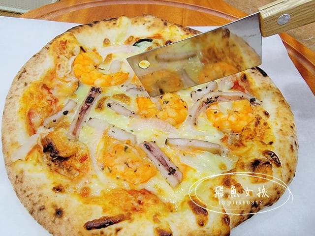 披薩時刻Pizza Times評價,披薩時刻6吋冷凍披薩評價,冷凍披薩品牌推薦,美味冷凍披薩開箱,冷凍披薩要退冰嗎,冷凍手工窯烤披薩,手工窯烤披薩推薦,團購美食開箱,冷凍披薩團購推薦,露營加熱料理推薦,冰箱必囤美食推薦,懶人加熱料理分享,披薩時刻Pizza Times,披薩時刻6吋冷凍披薩,冷凍披薩品牌推薦,美味冷凍披薩開箱,團購美食開箱,年輕人創業品牌,年輕人創業故事,家庭主婦冰箱常備冷凍食品