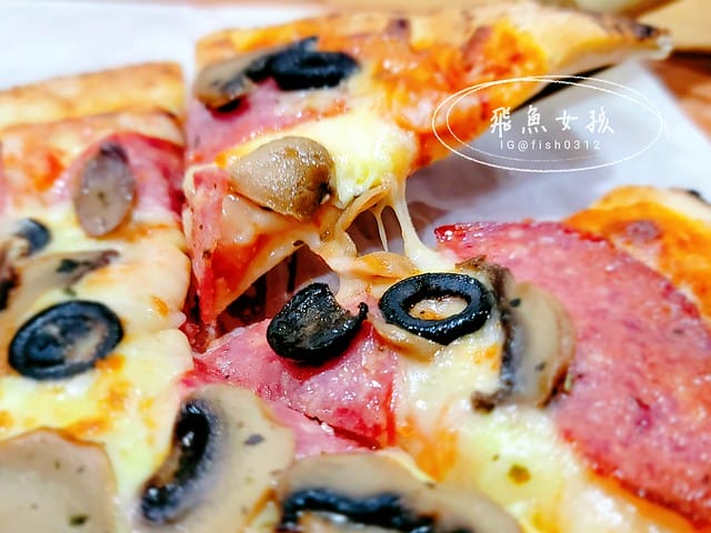 披薩時刻Pizza Times評價,披薩時刻6吋冷凍披薩評價,冷凍披薩品牌推薦,美味冷凍披薩開箱,冷凍披薩要退冰嗎,冷凍手工窯烤披薩,手工窯烤披薩推薦,團購美食開箱,冷凍披薩團購推薦,露營加熱料理推薦,冰箱必囤美食推薦,懶人加熱料理分享,披薩時刻Pizza Times,披薩時刻6吋冷凍披薩,冷凍披薩品牌推薦,美味冷凍披薩開箱,團購美食開箱,年輕人創業品牌,年輕人創業故事,家庭主婦冰箱常備冷凍食品