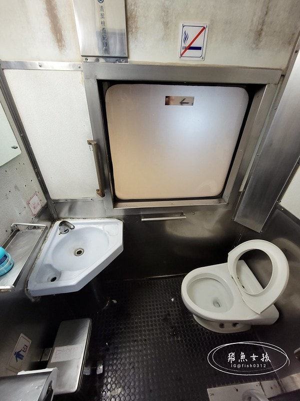 台鐵691次,台鐵神秘列車復興號,台鐵復興號,復興號是區間車嗎,復興號火車,鐵道迷,鐵路迷,台鐵火車時刻表,台鐵歷史,火車歷史,台灣鐵路史,自強號莒光號復興號差別,台鐵老火車,唐榮製造,唐榮鐵工廠