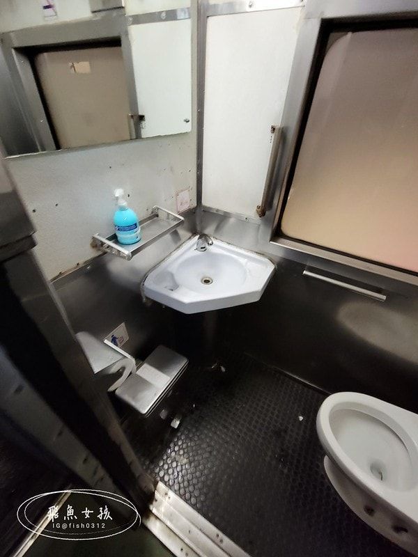 台鐵691次,台鐵神秘列車復興號,台鐵復興號,復興號是區間車嗎,復興號火車,鐵道迷,鐵路迷,台鐵火車時刻表,台鐵歷史,火車歷史,台灣鐵路史,自強號莒光號復興號差別,台鐵老火車,唐榮製造,唐榮鐵工廠