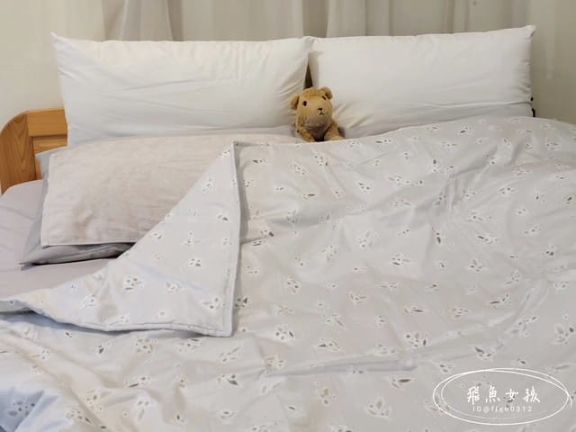 日比家族評價,Vanilli純棉單人涼被,可機洗涼被開箱,純棉涼被使用分享,純棉涼被開箱,三明治車縫法,夏天涼被選擇,百貨公司寢具分享,百貨涼被品牌分享,透氣薄被怎麼挑,涼被推薦dcard,日比家族,日比家族線上購物,百貨專櫃銷售據點CALVIN KLEINCARRARA,涼被是什麼,台灣製涼被,涼感被dcard,夏天涼被推薦 日比家族評價,Vanilli純棉單人涼被,可機洗涼被開箱,純棉涼被使用分享,純棉涼被開箱,三明治車縫法,夏天涼被選擇,百貨公司寢具分享,百貨涼被品牌分享,透氣薄被怎麼挑,涼被推薦dcard,日比家族,日比家族線上購物,百貨專櫃銷售據點CALVIN KLEINCARRARA,涼被是什麼,台灣製涼被,涼感被dcard,夏天涼被推薦