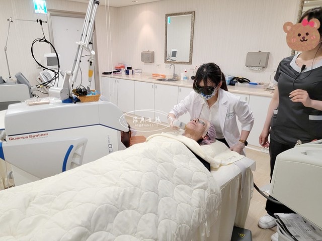 賦真妍,賦真妍整形外科醫美診所,水潤極光養膚計畫,白賦美肌密,BBL青春光耀,賦真妍皮膚專科診所,賦真妍評價,白賦美肌密評價,BBL青春光耀評價,BBL青春光耀有用嗎,BBL青春光耀ppt,BBL青春光耀是什麼,忠孝敦化醫美推薦,台北醫美推薦,台北東區醫美,青春光耀bbl價格,青春光耀bbl,賦真妍皮秒,飛魚女孩,跟著飛魚變美麗,賦真妍凝時黑松露燕窩修護凍膜