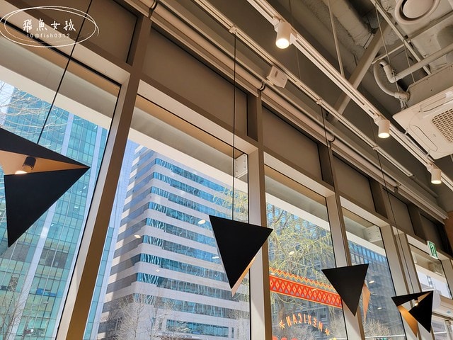 飛魚女孩,跟著飛魚玩首爾,首爾美食,鐘閣站美食,鐘閣站Shake Shack,韓國shake shack分店,shake shack首爾分店,shake shack韓國中文菜單,韓國shake shack推薦,韓國shake shack菜單,韓國shake shack奶昔,韓國shakeshack,shakeshack推薦,shakeshack韓國,shakeshack東大門,shakeshack中文菜單,光化門廣場,景福宮一日遊,普信閣,shakeshac韓國機場,winner聖地巡禮,winner吃過的漢堡店,WINNER追星,姜昇潤宋旻浩在紐約吃的漢堡店,宋旻浩餐廳,姜昇潤漢堡