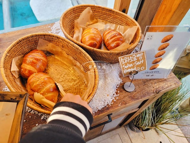 韓國自由行,韓國美食,首爾景點,首爾美食,益善洞咖啡廳,益善洞美食,小夏鹽田,韓國鹽麵包,益善洞,益善洞鹽麵包,韓國鹽可頌,鹽可頌,鹽可頌,益善洞景點,鐘路景點,首爾益善洞,小夏鹽田益善洞,益善洞怎麼去,益善洞有名,益善洞逛街地圖,益善洞要吃什麼 韓國自由行,韓國美食,首爾景點,首爾美食,益善洞咖啡廳,益善洞美食,小夏鹽田,韓國鹽麵包,益善洞,益善洞鹽麵包,韓國鹽可頌,鹽可頌,鹽可頌,益善洞景點,鐘路景點,首爾益善洞,小夏鹽田益善洞,益善洞怎麼去,益善洞有名,益善洞逛街地圖,益善洞要吃什麼