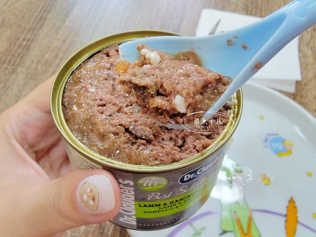 Petzoo貓罐評價,克勞德博士貓罐評價,無穀貓咪主食罐推薦,挑嘴貓主食罐推薦,貓咪轉濕食推薦,無榖貓罐頭開箱,貓主食罐開箱,轉濕食貓罐開箱,無穀貓濕食分享,鮮肉湯貓罐分享,機能貓罐食用心得,克勞德博士主食罐ptt,克勞德博士dcard,平價貓罐頭推薦dcard,平價主食罐dcard,克勞德博士評價,克勞德博士餐包,克勞德博士餐包ptt,飛魚女孩,Petzoo,聯信寵物推薦,法米納天然寵物食品公司 聯信寵物,德國dr-clauder克勞德博士,德罐dcard,德罐好嗎,德罐是什麼,德罐推薦ptt,德罐貓,德罐ppt,