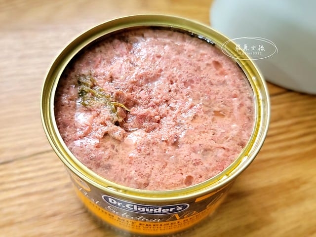 Petzoo貓罐評價,克勞德博士貓罐評價,無穀貓咪主食罐推薦,挑嘴貓主食罐推薦,貓咪轉濕食推薦,無榖貓罐頭開箱,貓主食罐開箱,轉濕食貓罐開箱,無穀貓濕食分享,鮮肉湯貓罐分享,機能貓罐食用心得,克勞德博士主食罐ptt,克勞德博士dcard,平價貓罐頭推薦dcard,平價主食罐dcard,克勞德博士評價,克勞德博士餐包,克勞德博士餐包ptt,飛魚女孩,Petzoo,聯信寵物推薦,法米納天然寵物食品公司 聯信寵物,德國dr-clauder克勞德博士,德罐dcard,德罐好嗎,德罐是什麼,德罐推薦ptt,德罐貓,德罐ppt,