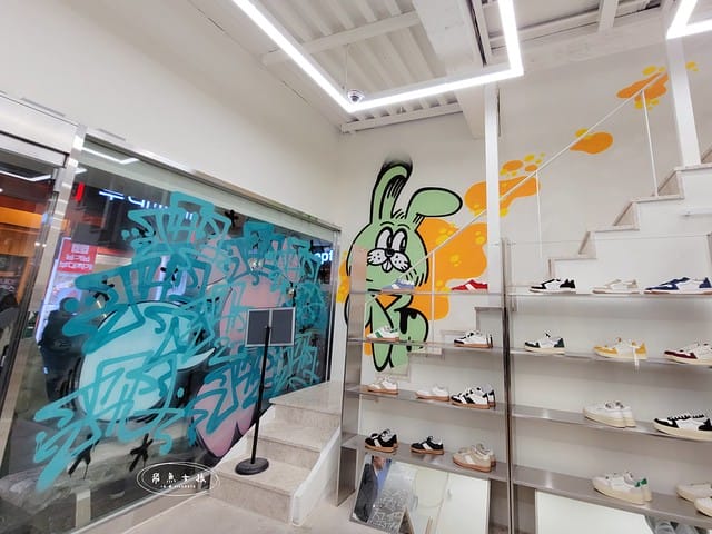 飛魚女孩,韓國自由行,首爾景點,明洞必買,明洞必買dcard,明洞必買衣服,明洞逛街,明洞逛街地圖,明洞逛街攻略,明洞逛街路線,168cm手機殼明洞店,168cm手機殼韓國,明洞手機殼,韓國手機殼哪裡買,ept鞋子dcard,ept鞋子好穿嗎,ept韓國門市,ept韓國價格,nyunyu飾品批發,NYUNYU明洞,2024明洞逛街,明洞逛街2024 飛魚女孩,韓國自由行,首爾景點,明洞必買,明洞必買dcard,明洞必買衣服,明洞逛街,明洞逛街地圖,明洞逛街攻略,明洞逛街路線,168cm手機殼明洞店,168cm手機殼韓國,明洞手機殼,韓國手機殼哪裡買,ept鞋子dcard,ept鞋子好穿嗎,ept韓國門市,ept韓國價格,nyunyu飾品批發,NYUNYU明洞,2024明洞逛街,明洞逛街2024