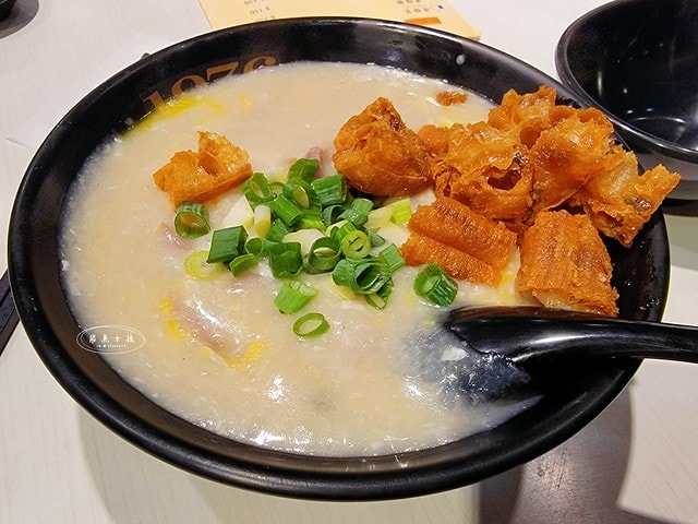1976道地香港美食,東區港式飲茶餐廳,東區港式飲茶吃到飽,東區港式餐廳,1976道地香港美食的菜單,1976道地香港美食的評論,1976道地香港美食菜單,1976道地香港餐廳,1976 道 地 香港美食 訂 位,1976 道 地 香港美食 的 評論,1976 港式餐廳,港式 雲 吞 麵 台北,東區 1976,仁愛路 1976,忠孝敦化 粥,東區 粥店,台北廣東粥,北東區廣東粥雲吞撈麵菜單,跟著飛魚吃美食,東區港式飲茶,東區港式飲茶推薦,港式飲茶推薦台北ptt,台北港式dcard,港式飲茶ptt,忠孝東路港式飲茶,港式飲茶推薦台北