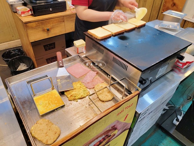 飛魚女孩,韓國自由行,望遠市場,望遠市場休市,望遠市場刀削麵,望遠市場dcard,望遠市場附近景點,望遠市場行程安排,望遠市場必吃,望遠市場地址,弘大到望遠市場,望遠市場2024,望遠市場美食地圖,望遠市場vs廣藏市場,弘大 早餐 Dcard,弘大美食dcard,望遠市場 糖餅,望遠洞韓文,望遠市場一日遊,望遠洞 小店,isaac toast明洞地址,isaac toast分店