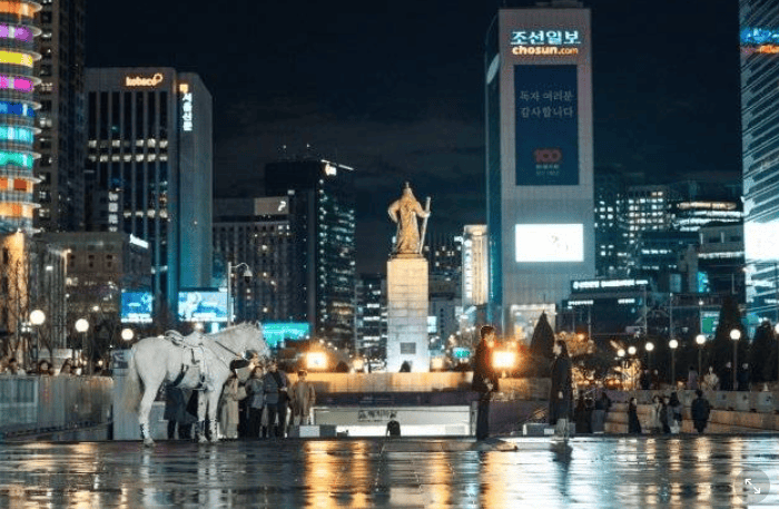 飛魚女孩,韓國自由行,首爾景點地圖,跟著飛魚玩韓國,光化門廣場交通,光化門事件,光化門廣場 美食,光化門雕像,光化門 景點,光化門站韓文,光化門地鐵站,景福宮站,鍾路 三街 地鐵,光化門 景福宮,景福宮開放時間2024,景福宮交接2024,景福宮 光化門,景福宮韓文,景福宮韓服推薦dcard,景福宮門票價格,世宗村飲食文化街,益善洞 dcard,益善洞逛街地圖,韓國shake shack,shake shack韓國,韓國shake shack推薦,首爾六天五夜,首爾六天五夜行程,首爾6天5夜,首爾 shake shack,韓國首爾秘境dcard