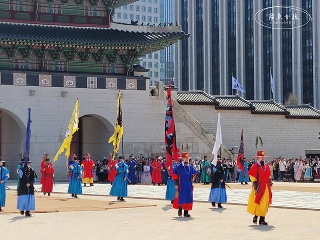 飛魚女孩,韓國自由行,首爾景點地圖,跟著飛魚玩韓國,光化門廣場交通,光化門事件,光化門廣場 美食,光化門雕像,光化門 景點,光化門站韓文,光化門地鐵站,景福宮站,鍾路 三街 地鐵,光化門 景福宮,景福宮開放時間2024,景福宮交接2024,景福宮 光化門,景福宮韓文,景福宮韓服推薦dcard,景福宮門票價格,世宗村飲食文化街,益善洞 dcard,益善洞逛街地圖,韓國shake shack,shake shack韓國,韓國shake shack推薦,首爾六天五夜,首爾六天五夜行程,首爾6天5夜,首爾 shake shack,韓國首爾秘境dcard
