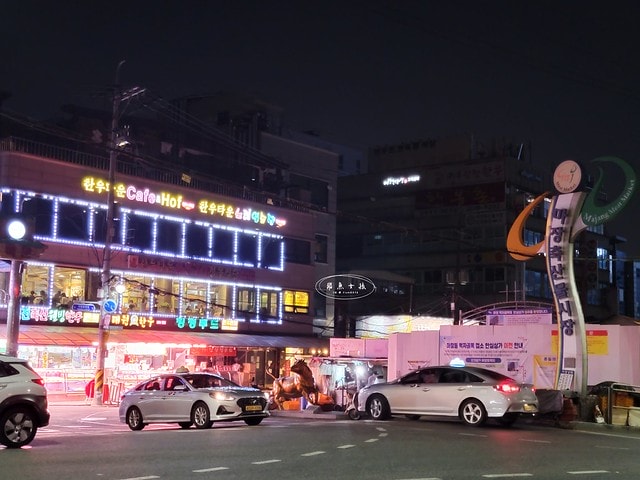 馬場洞,跟著飛魚玩韓國,馬場洞畜產市場,馬場洞韓牛,馬場洞,馬場洞韓牛一條街,馬場洞韓牛交通,馬場洞韓牛推薦,馬場洞自然畜產,馬場洞韓牛市場,馬場洞韓牛dcard,馬場洞怎麼去,馬場洞韓文,馬場洞餐廳,馬場洞地鐵出口,明洞韓牛推薦dcard,首爾韓牛推薦dcard,首爾韓牛dcard,明洞24小時烤肉,馬場洞景點,馬場洞韓牛營業時間,馬場洞地鐵,首爾韓牛1++,首爾韓牛餐廳,韓國韓牛推薦,首爾韓牛餐廳推薦,馬場洞韓牛村,馬場洞韓牛交通,馬場洞韓牛村 菜單