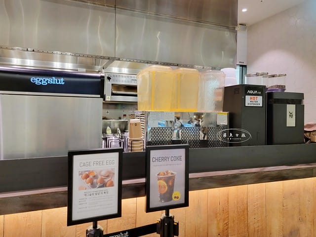 Eggslut 首爾,eggslut菜單,首爾 漢堡,汝矣島現代百貨美食,The Hyundai Seoul美食,梨泰院 漢堡,eggslut韓國分店,eggslut韓國,eggslut弘大,汝矣 渡口站 美食,eggslut台灣,韓國漢堡,eggslut推薦,eggslut美國,韓國漢堡店,汝矣島現代百貨樓層介紹,汝矣島現代百貨韓文,汝矣島現代百貨地鐵出口,汝矣島現代百貨交通,汝矣島現代百貨攻略,首爾自由行美食推薦,shake shack 韓國,韓國shake shack,shake shack推薦韓國,韓國shake shack分店,shake shack 首爾,shake shack首爾,shake shack韓國分店,shake shack韓國中文菜單