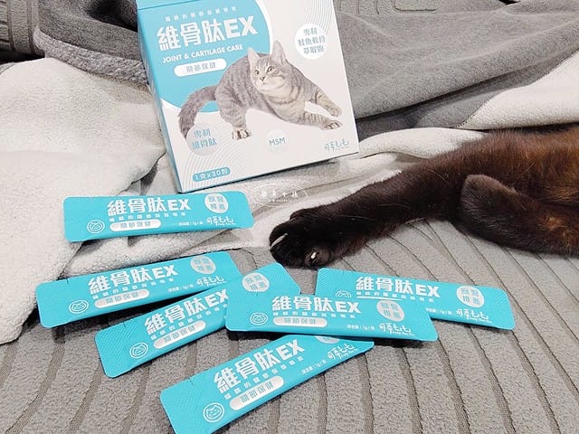 可蒂毛毛評價,貓用維骨肽EX營養品評價,貓用關節保健品分享,老貓關節保養品開箱,貓咪活動力保健品開箱,貓過重關節保健品心得,獸醫推薦關節保健分享,有感毛孩骨頭保健分享,專利寵物關節保健開箱,適口性好貓保健品開箱,貓關節修護產品心得,高齡貓保健品分享,高齡貓照護,老貓越來越瘦,老貓營養補充,貓咪關節保健,貓咪關節保健ptt,貓咪關節保健dcard,貓咪關節保養,貓關節保健食品,貓關節炎ptt,貓咪關節炎會好嗎,貓咪軟骨素推薦,