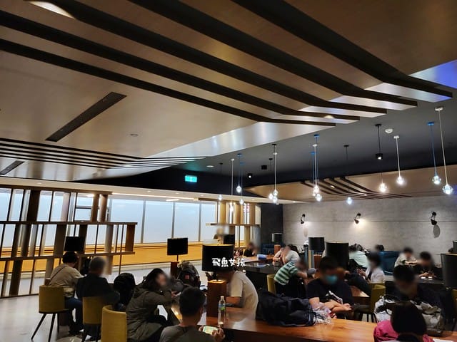 桃園機場免費貴賓室,桃園機場第一航廈貴賓室,桃機免費休息區,桃園機場免卡貴賓室,桃機出境後免費休息室,桃園機場免費淋浴間,桃機轉機休息推薦,桃園機場有免費貴賓室嗎,桃園機場免費充電座位,桃機休息室推薦2025,桃機紅眼班機休息,桃機免費插座WiFi,桃園機場24小時開放休息區,桃機搭紅眼班機可以去哪裡睡覺？,桃機背包客睡覺地點,桃園機場便宜貴賓室分享,桃機第一航廈貴賓室,桃園機場洗澡,桃機第一航廈 洗澡,桃機 第一航廈 休息,桃園機場紅眼班機休息,桃園機場過夜ptt,桃園機場過夜dcard,桃園機場過夜攻略,桃園機場可以過夜嗎,桃園機場第一航廈過夜,桃園機場第一航廈過夜dcard,桃園機場第一航廈過夜ptt