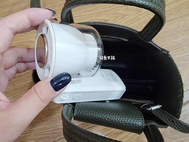 TiDdi評價,TiDdi折疊風扇好用嗎,戶外手持風扇開箱,涼爽頸掛式風扇推薦,多段風速手持風扇,掛脖涼風扇開箱,便攜式涼感風扇分享,露營充電電風扇分享,高續航力手持風扇,冷敷風扇實測,大風量隨身風扇推薦,迷你風扇開箱,夏天必備超涼風扇,製冷手持風扇,通勤用小風扇,夏天必備電風扇,手持電風扇推薦dcard,手持電風扇推薦ptt,手持風扇ptt,掛脖風扇ptt,tiddi評價ptt,