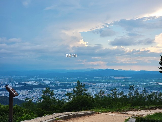 청주상당산성,清州上黨山城,上黨山城自由行,清州景點推薦,清州歷史,청주,清州自由行dcard,清州四天三夜,清州 四天三夜,韓國清州三天兩夜#,清州旅遊dcard,清州自由行,清州景點,清州交通,上黨山城,上黨山城 交通,上黨山城 韓文,上黨山城 公車,清州 上黨山城,上黨山城 美食