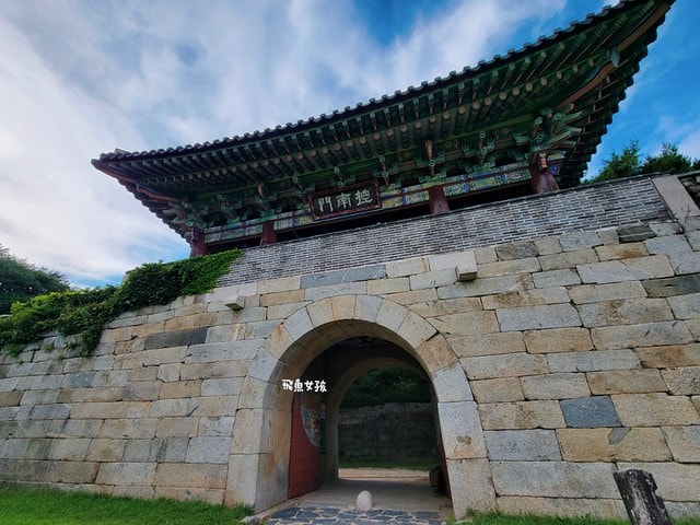 청주상당산성,清州上黨山城,上黨山城自由行,清州景點推薦,清州歷史,청주,清州自由行dcard,清州四天三夜,清州 四天三夜,韓國清州三天兩夜#,清州旅遊dcard,清州自由行,清州景點,清州交通,上黨山城,上黨山城 交通,上黨山城 韓文,上黨山城 公車,清州 上黨山城,上黨山城 美食