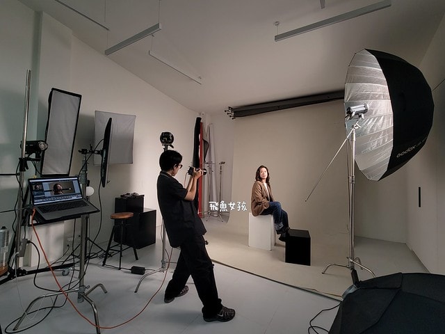 春山相館,春山相館評價,Chun3,證件照專門店,韓式證件照,台中照相館,台中證件照,台中形象照,台中韓式證件照,台中景點,證件照,大頭照,肖像照,形象照,台中形象照推薦,台中溫暖攝影棚,台中人像攝影推薦,求職形象照,形象照費用,形象照dcard,台北形象照dcard,專業形象照推薦,專業形象照台北,台北證件照推薦dcard,台北韓式證件照dcard,履歷照片dcard,科技業履歷照片dcard,韓式證件照ptt,韓式形象照 台北