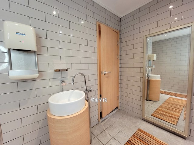 清州 四天三夜,清州自由行dcard,清州自由行,清州四天三夜,韓國清州三天兩夜,清州機場交通,CafeMokgan,清州咖啡廳,카페 목간,清州自由行 dcard,清州景點,清州美食,清州到首爾,清州上黨山城,清州城安街,韓國清州自由行,韓國清州美食,韓國清州景點,城安街商圈,澡堂咖啡廳,韓國澡堂咖啡廳,韓國澡堂,韓國汗蒸幕,汗蒸幕咖啡廳,清州汗蒸幕