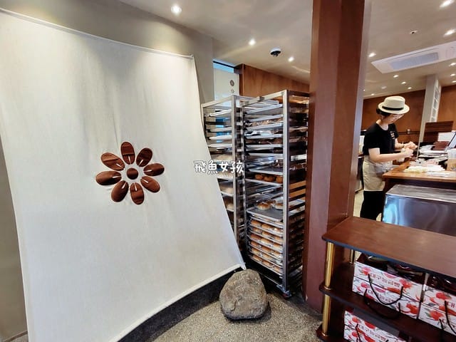 ,大邱近代胡同紅豆麵包,大邱近代胡同红豆面包,大邱紅豆麵包帶回台灣,大邱红豆面包,大邱麵包,大邱伴手禮,韓國伴手禮長輩dcard,大邱紅豆麵包,大邱美食,大邱景點,大邱自由行,大邱自由行2025,大邱景點推薦,大邱 蘋果麵包,大邱咖啡廳,近代胡同紅豆麵包的 菜單,近代文化胡同 交通,近代文化胡同 韓文,近代文化 巷 弄 之旅,近代文化胡同路線