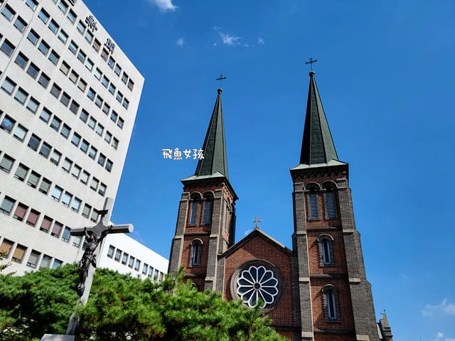 大邱景點,大邱自由行,大邱自由行2025,大邱景點推薦,大邱蘋果,近代文化胡同,大邱近代文化胡同 交通,大邱近代文化胡同,大邱近代文化胡同路線,近代文化胡同 韓文,近代文化 巷 弄 之旅,近代文化胡同路線,青蘿坡,大邱青蘿坡,大邱桂山聖堂,苦盡柑來遇見你拍攝地,金秘書為何那樣拍攝地,東山 青 蘿 坡,大邱 青蘿坡,大邱 教堂,大邱31萬歲運動路,大邱近代胡同(31運動路、青蘿之丘、桂山洞聖堂、大邱第一教會),大邱近代胡同31運動路青蘿之丘桂山洞聖堂大邱第一教會,大邱一日遊dcard,大邱三天兩夜 Dcard,大邱景點dcard