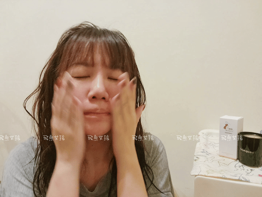 蕊朋Reborn評價,角鯊亮肌精華油評價,清爽保養油開箱,角鯊保養品心得,提亮精華油分享,潤澤保養油實測,鎖水精華油開箱,臉部保養油分享,臉部保養油順序,木質調美容油開箱,臉部按摩油推薦,臉 部 保養油 dcard,臉部保養油推薦dcard,平價精華油推薦dcard,臉部刮痧精油dcard,角鯊烷潤澤輕感精華油dcard,角鯊烷精華油推薦,角鯊烷精華油dcard,角鯊推薦dcard,角鯊烷推薦,角鯊烷精華油用法油肌保養油,油肌油保養dcard,油肌極簡保養dcard